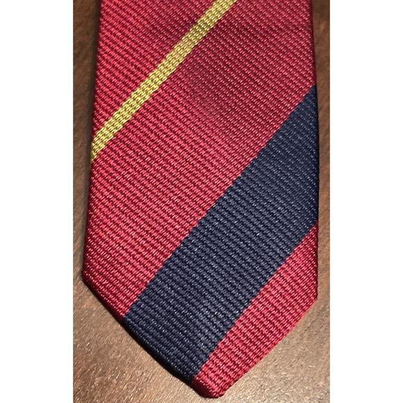 Fendi Cravatte Red Blue Gold Hand Made 100% Silk Made In Italy - Picture 6 of 9